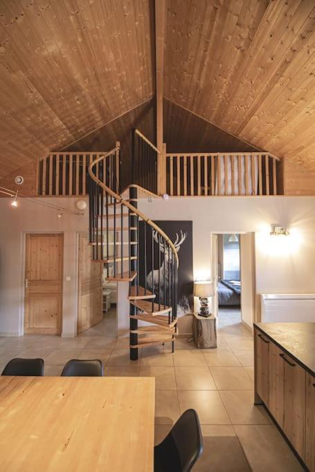 Villa Gite Jura Mina Chalet Au Milieu De La Nature Ney Exterior foto