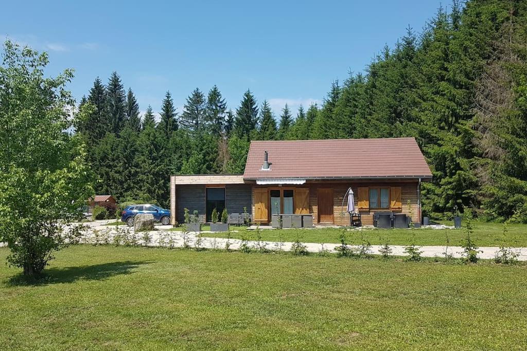 Villa Gite Jura Mina Chalet Au Milieu De La Nature Ney Exterior foto